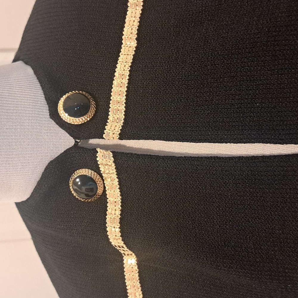 St. John By Marie Gray  Black and Gold Knit Evening Jacket Sz 2 - Picture 2 of 7